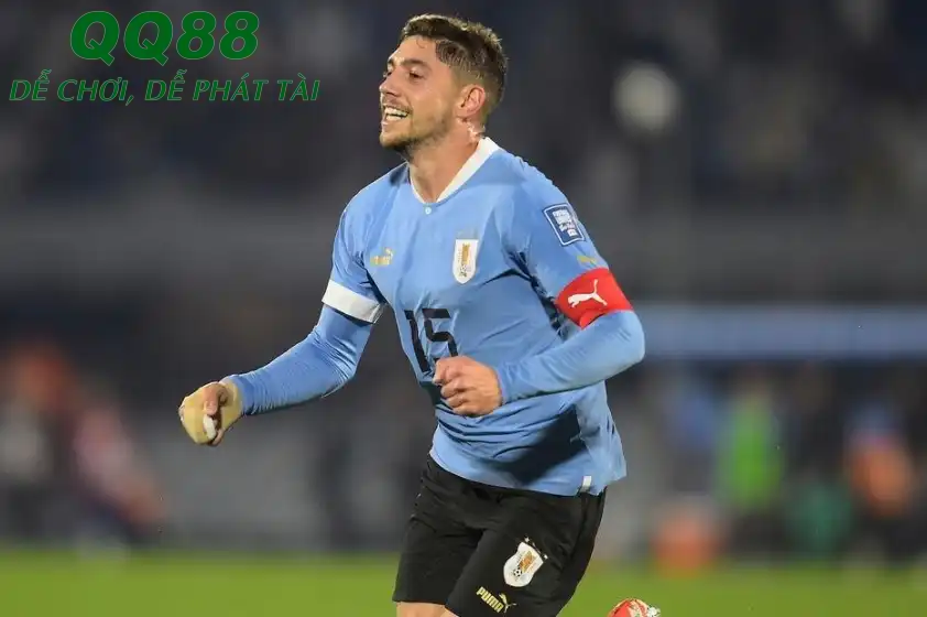 Valverde là mẫu tiền vệ toàn diện với khả năng kéo bóng, sút xa và xâm nhập vòng cấm. (Ảnh: Goal) Valverde là mẫu tiền vệ toàn diện với khả năng kéo bóng, sút xa và xâm nhập vòng cấm. (Ảnh: Goal)